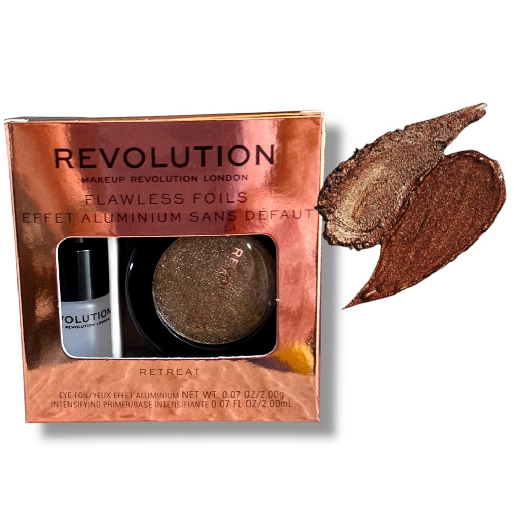 Revolution Eyeshadow Flawless Foils Kit Retreat Brand New